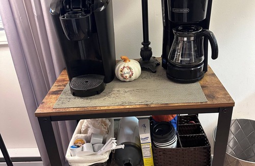 Waynesville House | Sleeps 6 with Mountain View & Hot Tub in charming Waynesville