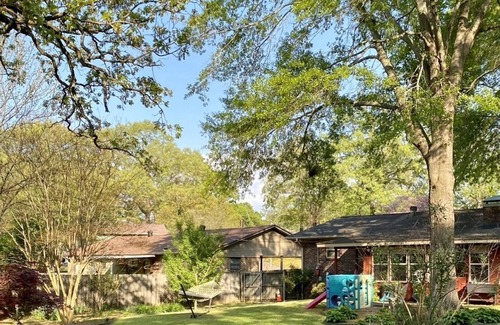 Sherwood House | Sleeps 7, cozy, close to downtown LR