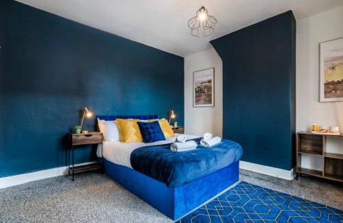 Wellingborough House | Sleeps 8 Ps5 Pool Table