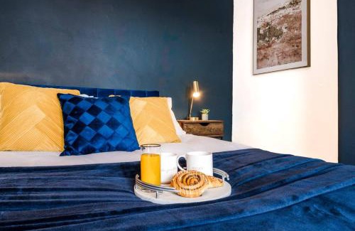 Wellingborough House | Sleeps 8 Ps5 Pool Table