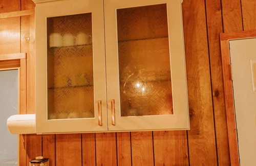 Glencoe Cabin | sleepy bear cabin with AC/private lake in peaceful Arnold