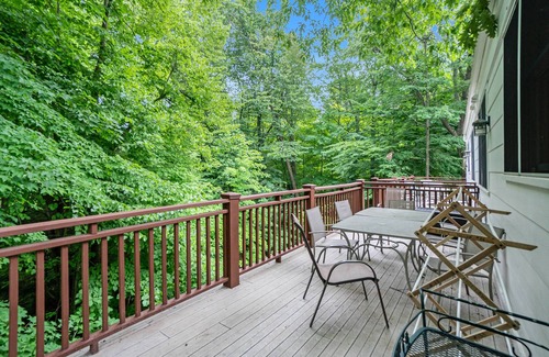 South Haven Villa | Sleepy Hollow Beach Resort introduces Patio 33