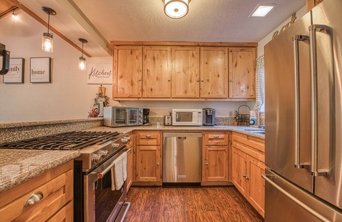 Shaver Lake Condo | Sleepy Hollow-Shaver Lake CA