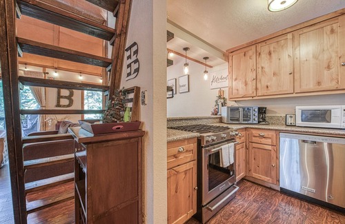 Shaver Lake Condo | Sleepy Hollow-Shaver Lake CA