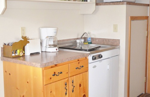 Swan Valley Cabin | Sleepy J Cabins