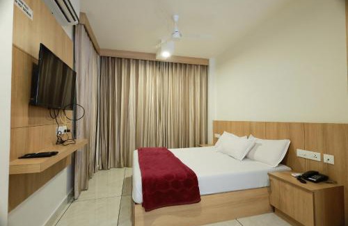 Mundakayam Hotel | Slice of Heaven