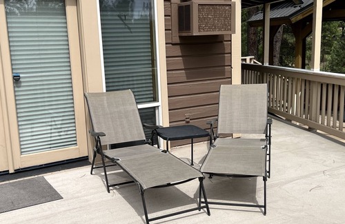 Garden Valley Cabin | Slice of Heaven overlooking fairway sleeps 12, lots of amenities!