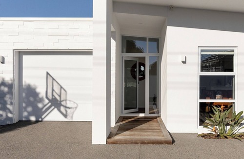 Mount Maunganui House | Slice of Paradise - Mount Maunganui