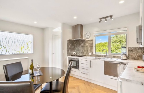 Waikanae House | Slice of Paradise - Waikanae Self-Contained Unit