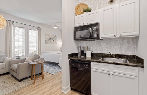 Rosemary Beach Condo | "Slice of Paradise 30A" #476 Studio Sleeps 4
