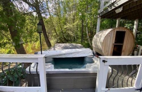 Mayfield House | Slice of River Life