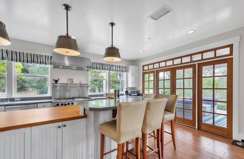 Vista House | Slide & Splash Retreat with Two Pools!