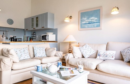Rock Cottage | SLIPWAY 12, family friendly in Rock