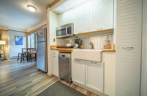 Mountain House Condo | Slopeside 2730a