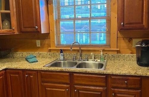 Snowshoe House | Slopeside-Loggers Run- Three level Townhome - Ski-in/Ski-out
