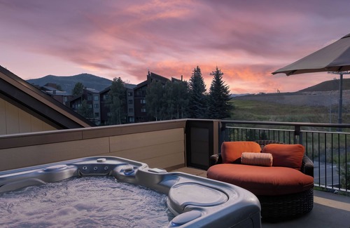 Steamboat Springs Condo | Slopeside Residence at One Steamboat Place w/Private Hot Tub - Panorama Peak #6