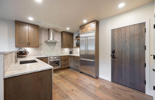 Tamarack Resort Condo | Slopeside Retreat Village 2 Bedroom Luxury Condo - Stunning Condo|Ski In/Out and Private Hot Tub