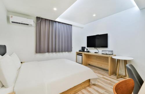 Busanjin Hotel | Sloth Hotel Busan Seomyeon