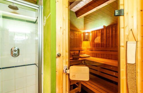 Serraval Ski Chalet | Slow Chalet de l'Ourse - Charming old chalet stunning view sauna pets ok