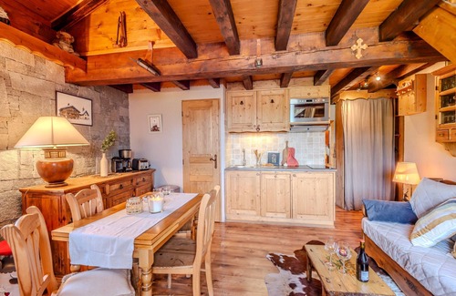 Manigod Apartment | Slow Chalet Etale Ski in-out Duplex, Mountain View Balcony, & Free parking