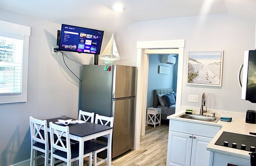 Ocean Isle Beach House | Small and beautiful house 13 minutes from the beach, with everything you need.