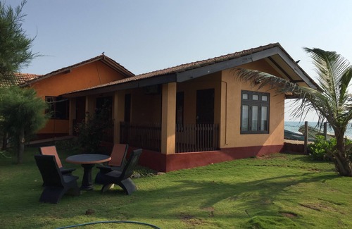 Negombo Apartment | small apartment front of Negombo beach