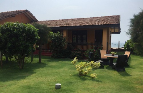 Negombo Apartment | small apartment front of Negombo beach