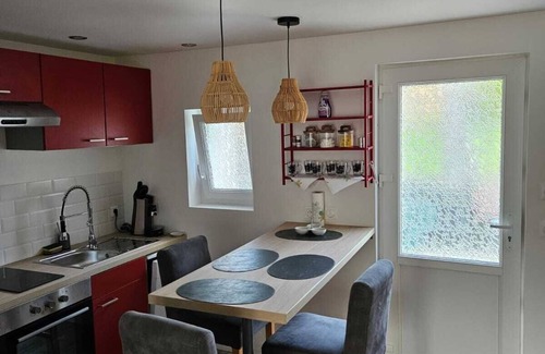 Plonevez-du-Faou House | Small, charming country house