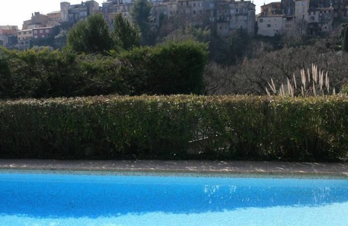 Biot House | SMALL CHARMING HOUSE 70m2, private garden and swimming pool in the grounds, parking