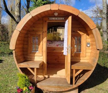 Abilly House | Small cosy Bluebell cabin in the French countryside
