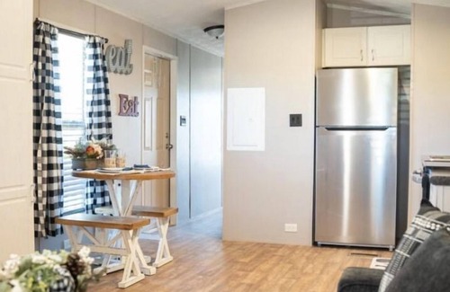 Miller Grove Cabin | Small cottage style cabin