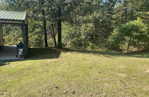Midway Cottage | Small Cozy Cottage in the Ozarks close to Bull Shoals and White River