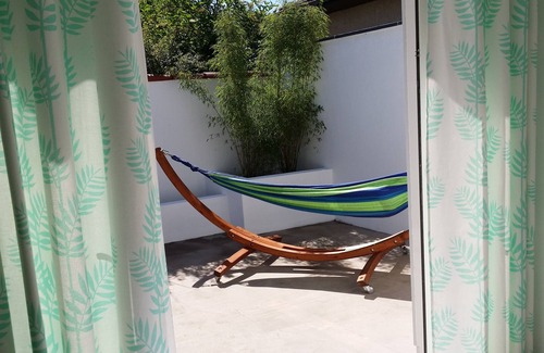 Pessac House | SMALL EXOTIC CORNER FACING POOL, SECURE PARKING