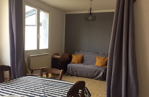 Plougonvelin House | Small family vacation home 200m from the beach