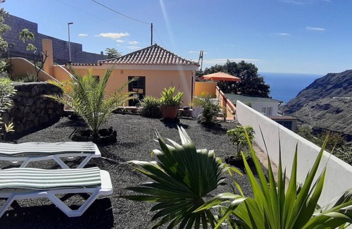 Los Llanos de Aridane House | Small finca right next to the Caldera de Taburiente National Park with spectacular views