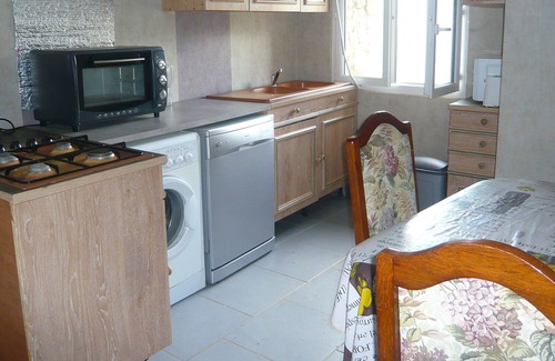 Le Housseau-Bretignolles Cottage | Small holiday cottage, 2/4 people, in the heart of the Mayenne countryside