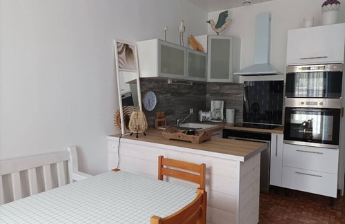 Saint-Georges-de-Didonne House | Small house 28 m2 classified 2 stars, any comfort, near beaches