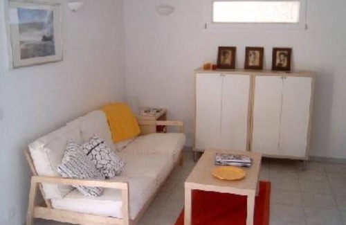 La Grand-Chile House | Small house with swimming pool (to be shared with the owners) for 2 people
