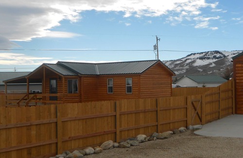 Buffalo Cabin | Small House At The Foot Of The Mountains