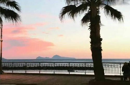 Torre del Greco Apartment | Small house ideal for visiting Naples, Pompeii, Herculaneum, Sorrento.