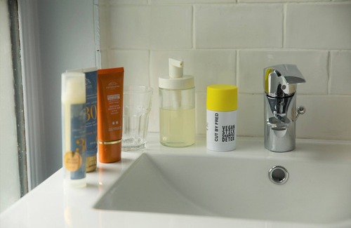 Pont-l'Eveque Cottage | Small house in town center with large garden, quiet and comfortable, sleeps 2-4