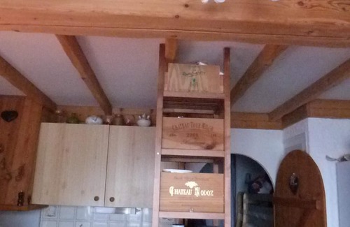 Manigod Apartment | Small nest rental in peace and with a superb view (classified 2 stars)