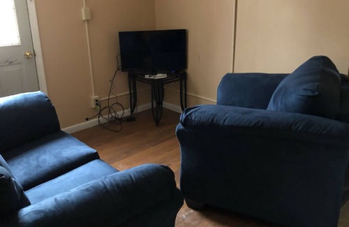 Carthage House | Small one Bedroom apt Near Fort Drum And 1000 Islandsmall 1