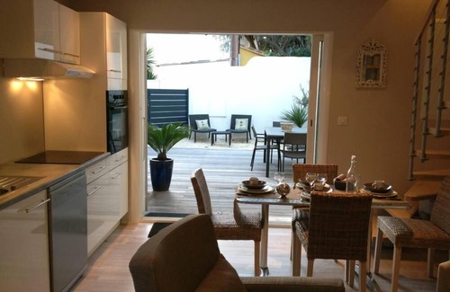 Sanary-sur-Mer House | SMALL QUIET FISHER'S HOUSE near PORTISSOL beach and SANARY harbour