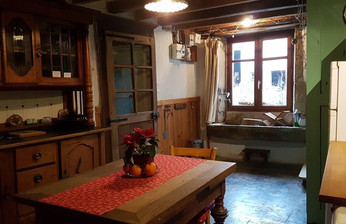 Tignecourt Cottage | Small rustic cottage with terrace u. Hochgarten in outskirts