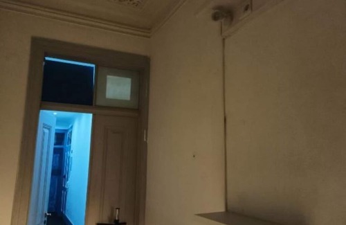 Cacilhas Apartment | Small Single Room