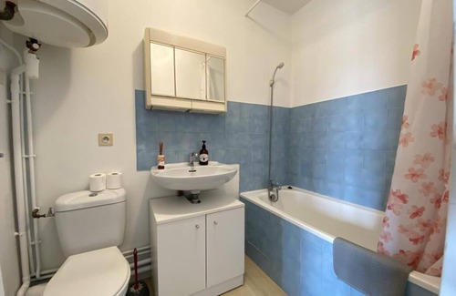 Clermont-Ferrand Apartment | Small studio close to hospitals and universities