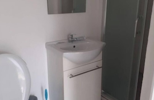 Regina Apartment | Small studio KOUROU (2)
