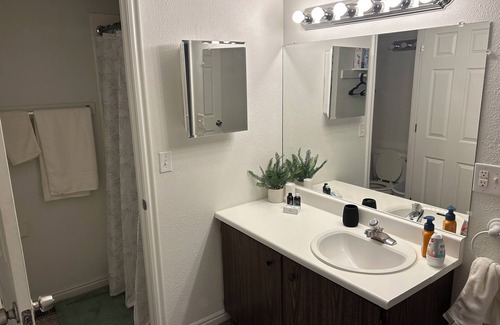 Ephraim Apartment | Small Town+Bright, Clean, and Inviting