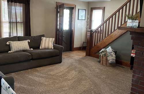 South Charleston House | Small Town Charmer